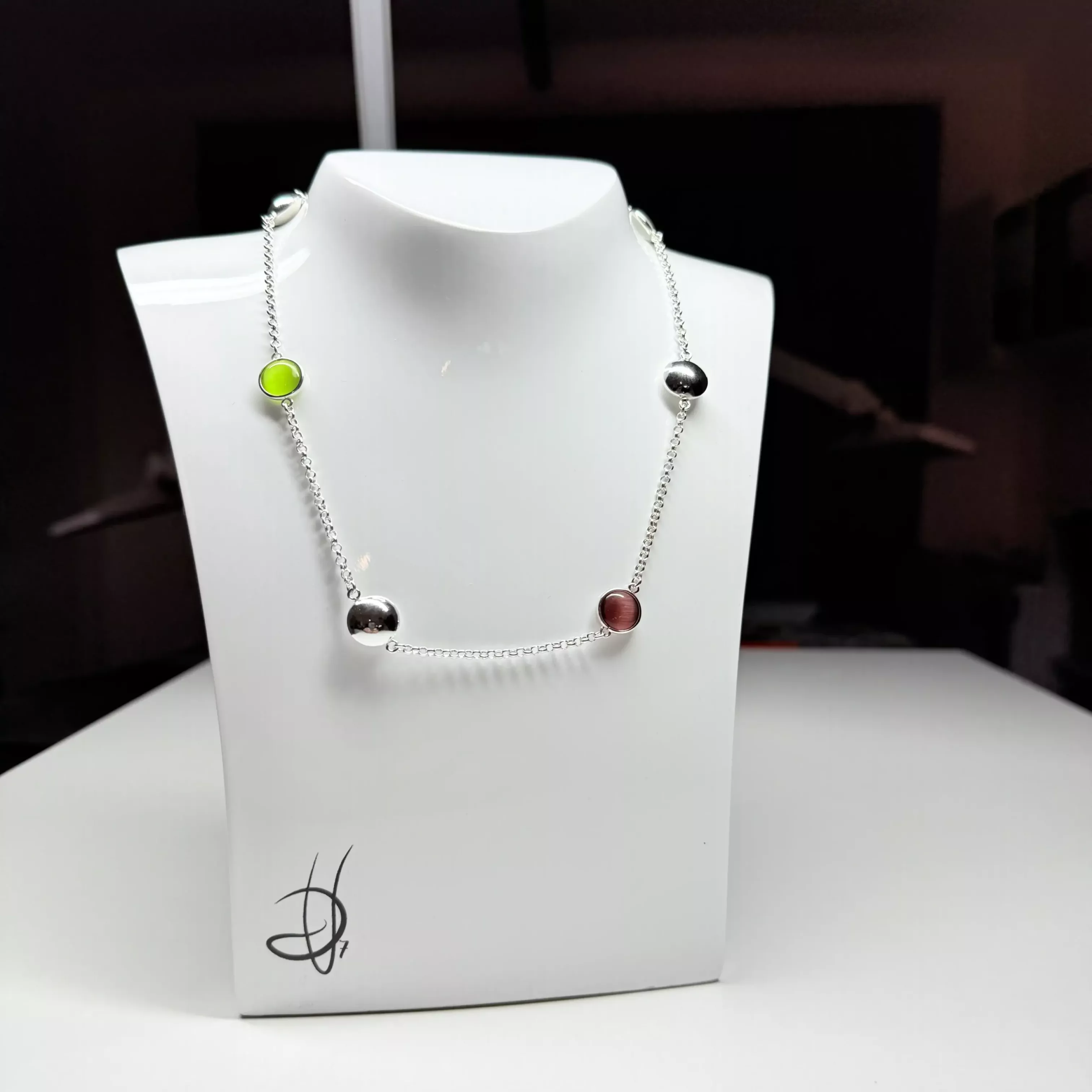 Collana giro bianca - Linea Base Caramella